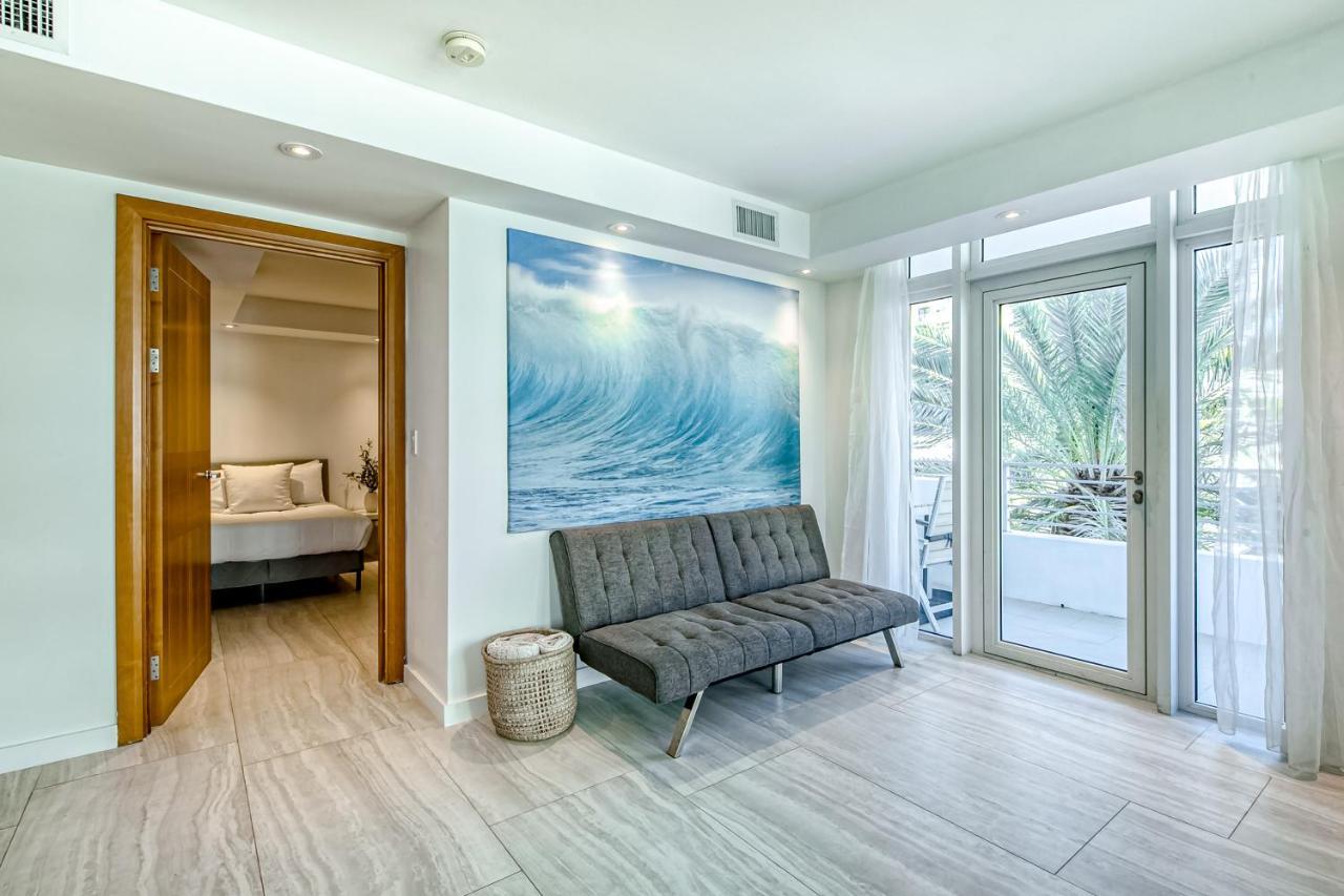 Modern Ocean Drive Condo In The Heart Of Sobe! マイアミビーチ エクステリア 写真
